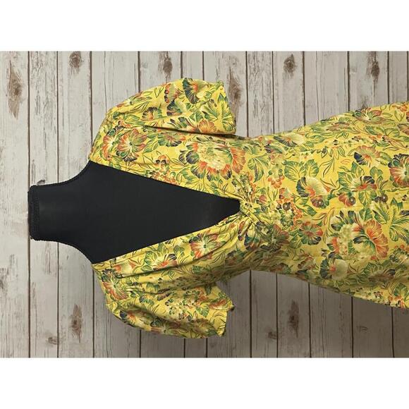 Urban Outfitter Bettie twist front floral linen-blend mini dress Size Medium - Picture 2 of 8